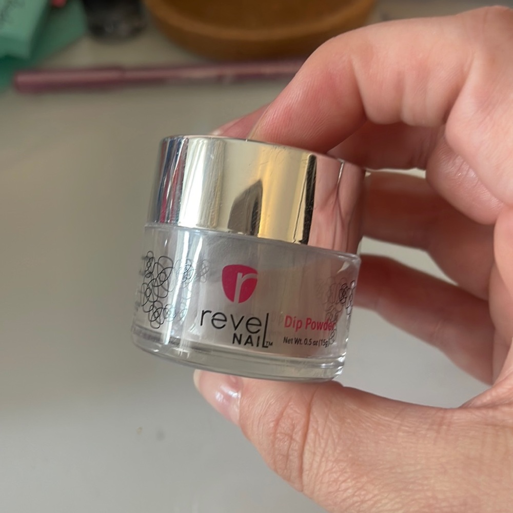 Revel nail dip powder nail polish, shade D558 Hustler, 0.5oz jar
